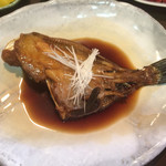 Sankai - おまかせ定食 1200円
                ウマヅラハギ煮付け
                牛スジ塩煮込み
                生野菜 トマト キュウリ
                ブリの味噌汁
                ご飯×2杯