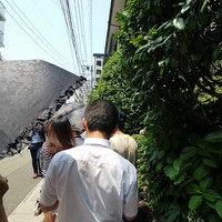 稚加榮 本店 - 平日の12時前でこの行列です。