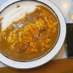 カレーショップキング - カツチーズ大盛り辛口、大盛りになるとこんな大きなお皿になります