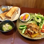 ジャム cafe 可鈴 - お料理が出揃いました。