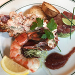 ウルフギャング・ステーキハウス - 鮪のタルタル・ロブスターサラダ・ジャンボシュリンプカクテルソース