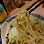特級豚骨 中華そば 湊生 - 【2017.8.2(水)】キャベふじ麺(並盛・200g・塩)780円の麺