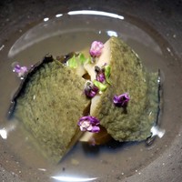 紀風 - 蒸し鮑，肝ソース添え