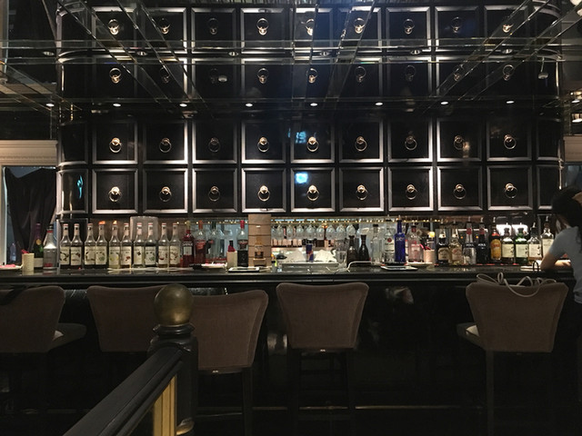 オリエンタルラウンジ イブ 新宿 Oriental Lounge Eve 西武新宿 ダイニングバー 食べログ