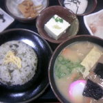 山賊旅路 - 高菜めし定食（1,100円）