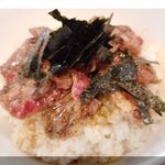 ステーキ丼（名前失念）