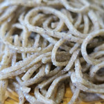 志美津や - 奥出雲横田産 小そばせいろ　ズームアップ