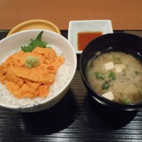 函館うに むらかみ 日本生命札幌ビル店 - 塩水バフンウニ丼・Sサイズ40g