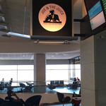 JOE & THE JUICE - G101ゲート付近