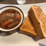 トム アンド ワイズ コーヒー - 