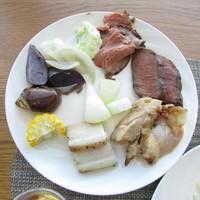 スカイグリルブッフェGOCOCU - 牛ミスジ&但馬鶏のグリル・骨付き神戸ポーク ばら肉ロースト・骨付きローストビーフ・淡路玉葱&芋のロースト・五国の野菜と季節野菜の石釜シンプルロースト