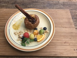 RK GARDEN  - 丸ごと焼きりんご