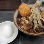 そば うどん 元長 - なす天そば￥390＋コロッケ￥130＋サービスタマゴ