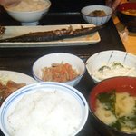 都島食堂 - 鳥の唐揚げ等