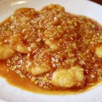 北京遊膳 - 海老のチリソース炒め(自家製トマトソース)