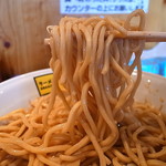 ラーメン　どかいち - 麺キャラは敢えて冒険せぬちょいゴワ麺