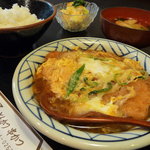 たにぐち - とんかつ卵とじ定食