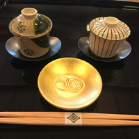 菊乃井 本店 - 左:NEW出汁 右:一番だし