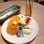 パンケーキ＆スイーツ ブラザーズカフェ - 