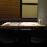 デリー - テーブル