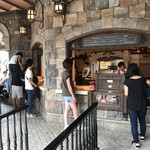 取り敢えず アンパイのスモークレッグ By Y Rec リフレスコス 東京ディズニーシー ステーション 鳥料理 食べログ