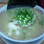 たまがった 神奈川新町本店 - らーめん＋煮卵