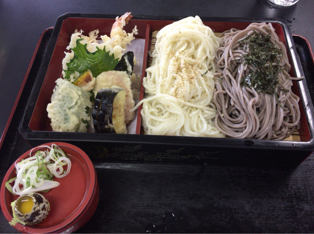 はちまんうどん 蓮ケ池 うどん 食べログ