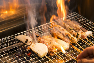 Koshitsu Izakaya Bonta - 炭火焼き焼き鳥盛り合わせ