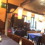 代官亭 - 洋食屋風店内