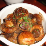 Chuck's Cellar - 熱々が旨い！