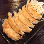 Hamatarou - 赤餃子