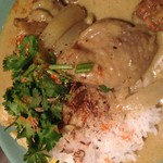 TANA diner - ベトナム風チキンカレー