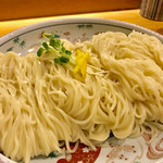 らーめん いまるや - 特盛は麺3玉、360gもあります【料理】 