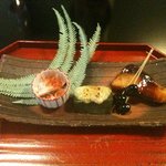 神楽坂 前田 - 酢物、焼物（生麩、お魚、黒豆）