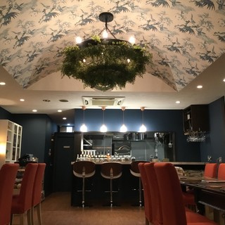 綺麗な内装！デート、宴会、結婚式２次会など何でもご相談下さい