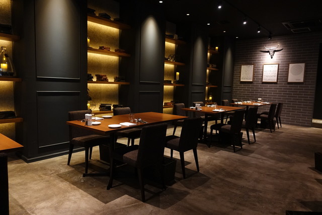 Akami Modern Chop House photo 4