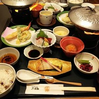 しゃぶしゃぶ・日本料理 木曽路 上野店 - ランチコース 妻籠 ￥2160(税込)