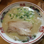 博多 豚十郎 - 塩だれ豚骨ラーメン