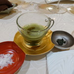 トゥ・ラ・ジョア - 