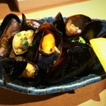 伊酒屋 はりまやりぐる - ルーム貝白ワイン蒸し