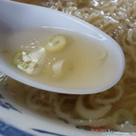 志づ美 - 中華そばのスープ
