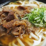 三角茶屋豊吉うどん - 肉うどんアップその２