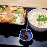 本格手打うどん 麺むすび - かつ丼セット