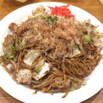 築地銀だこハイボール酒場 - 焼そば＆タコ焼セット896円税込の焼そば