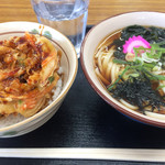 おそばやさん 和 - 料理写真:ミニかき揚げとミニうどん