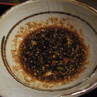 牛幸 本店 - ちょっと酸味がきついソースでした。
