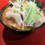 ラーメン 厚木家 - ラーメン＋野菜畑です♪(*´∇｀*)