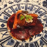 飄香 - 白金豚と国内鰻の醪糟煮込み　2017年7月29日