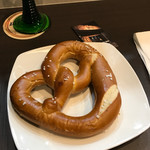 ドイツ居酒屋 ヴァルト - プレッツェル