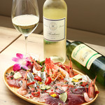 RESTAURANT PLATINUM FISH マーチエキュート神田万世橋店